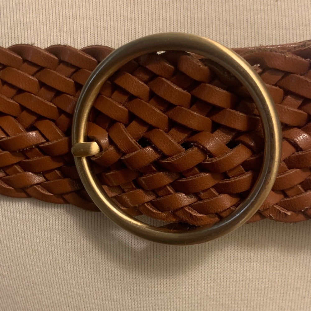 J.CREW BRAIDED PLAITED TAN LEATHER BELT WITH SATIN FINISH BRASS ROUND BUCKLE